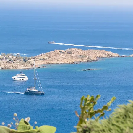 Psarou, The Above Nammos Experience Villa *