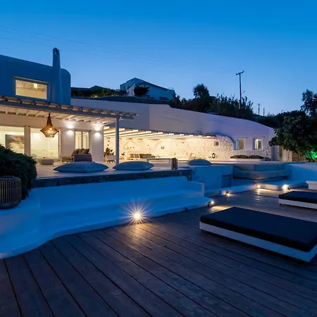 Psarou, The Above Nammos Experience Villa *