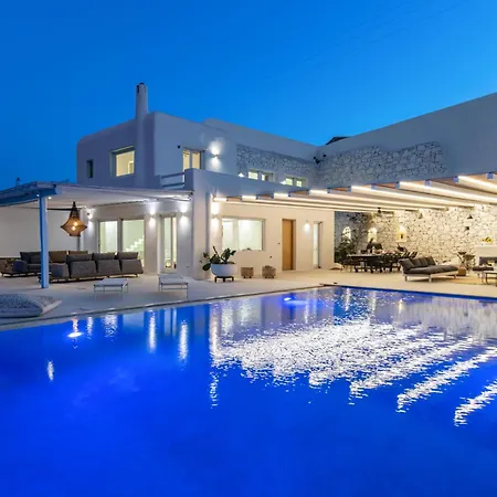 Psarou, The Above Nammos Experience Villa *
