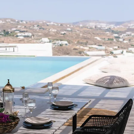 Villa Psarou, The Above Nammos Experience *