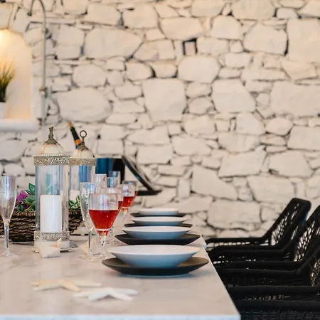 Psarou, The Above Nammos Experience Villa *
