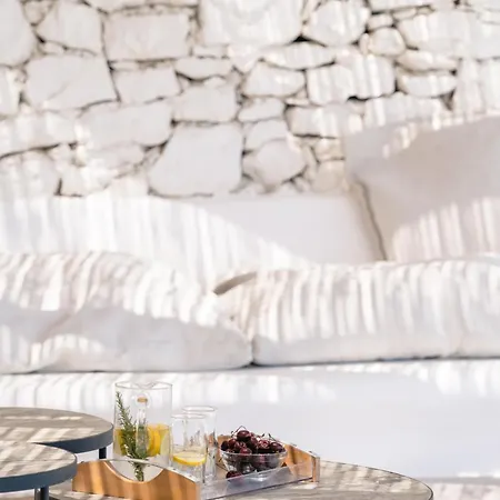 Psarou, The Above Nammos Experience Villa