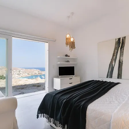 Psarou, The Above Nammos Experience Villa